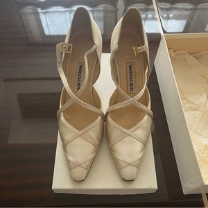 Vanessa Noel Cream Heels